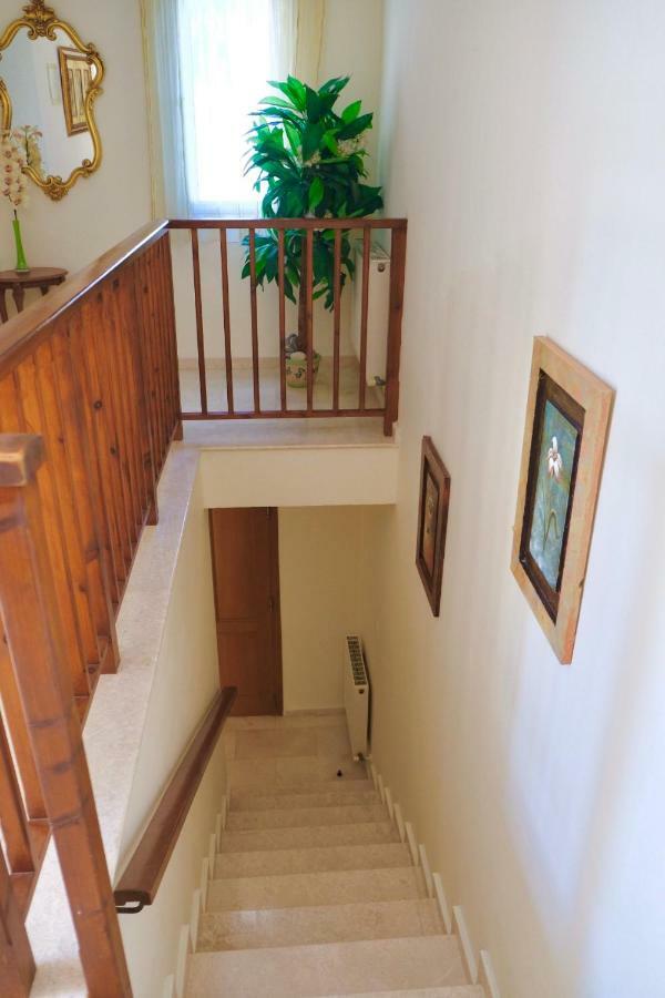 Villa On The First Line Peyia Ngoại thất bức ảnh
